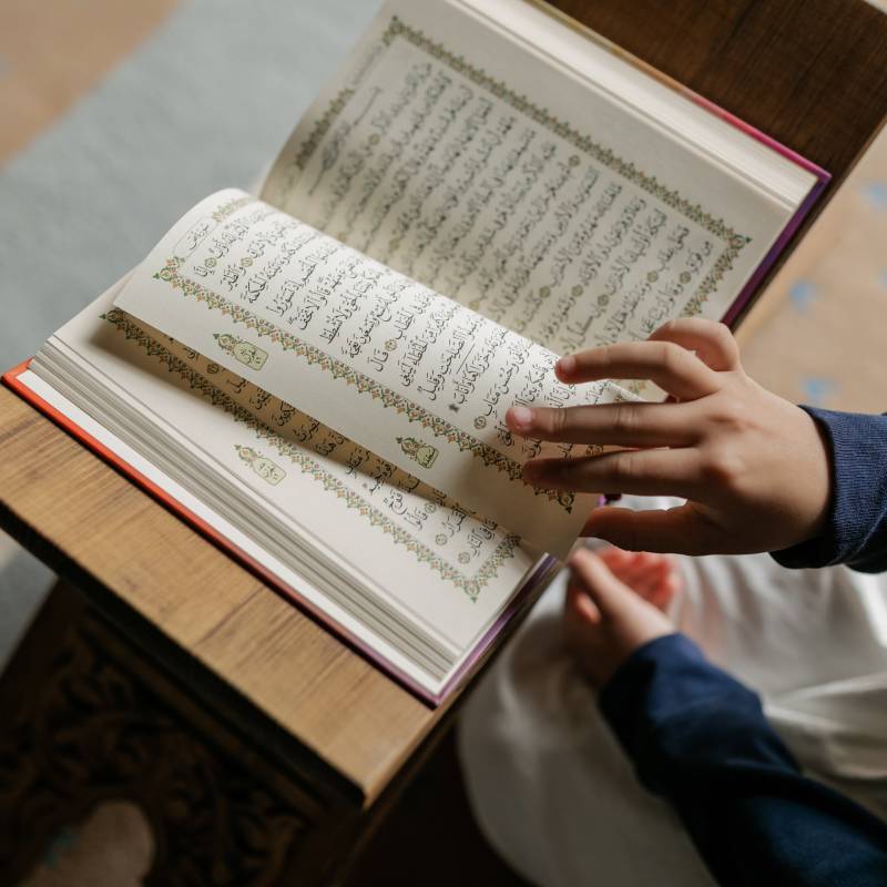 Reading Quran - Masjid Al Noor Masterton